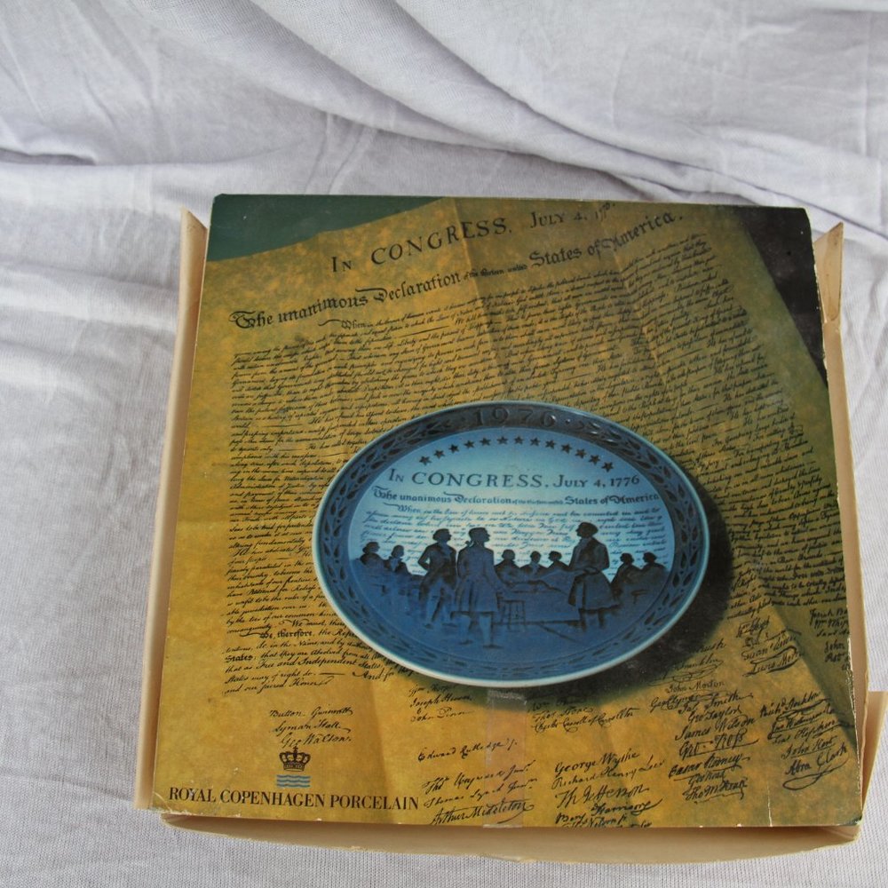 Collectors Plate Royal Copenhagen Porcelain - Picture 5 of 5
